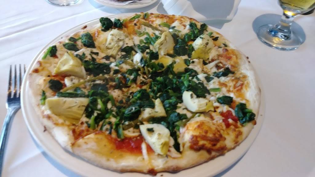 Restaurant Bar Focaccio | restaurant | 490 Avenue Michel Jasmin, Dorval, QC H9P 1C3, Canada | 5144200075 OR +1 514-420-0075