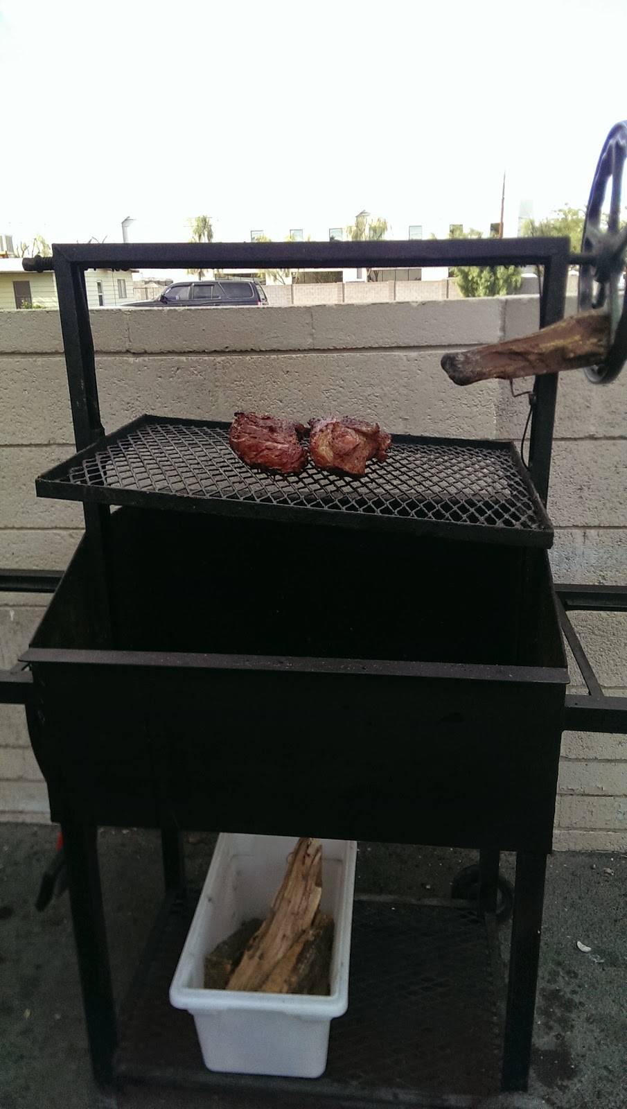 Cookin On Wood | restaurant | 3401 E Wood St, Phoenix, AZ 85040, USA | 6025659663 OR +1 602-565-9663