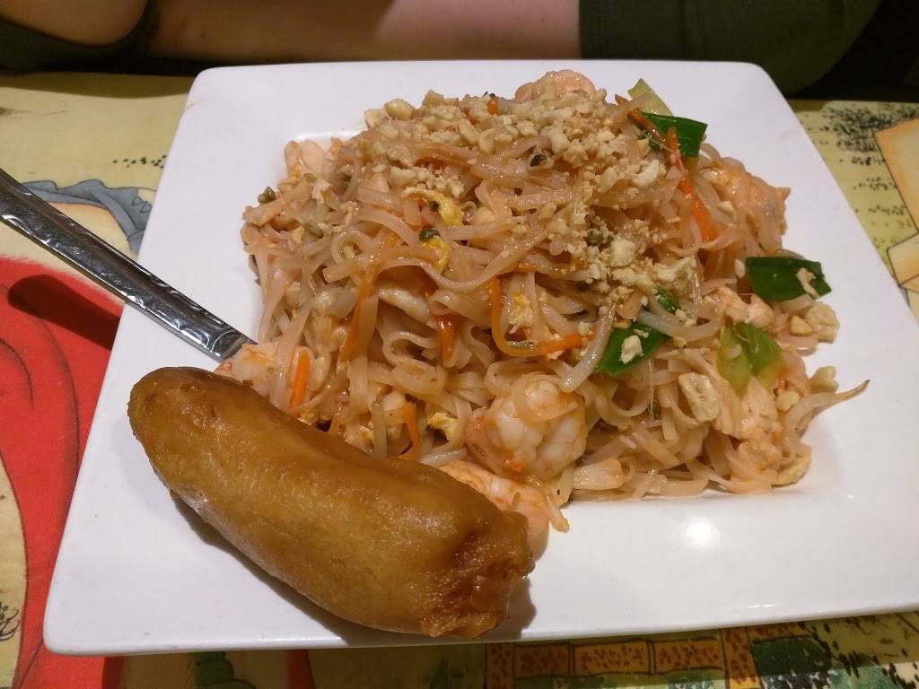 Jackie Chens Dragon Tower Restaurant | restaurant | 17452 Lorain Ave, Cleveland, OH 44111, USA | 2162516696 OR +1 216-251-6696