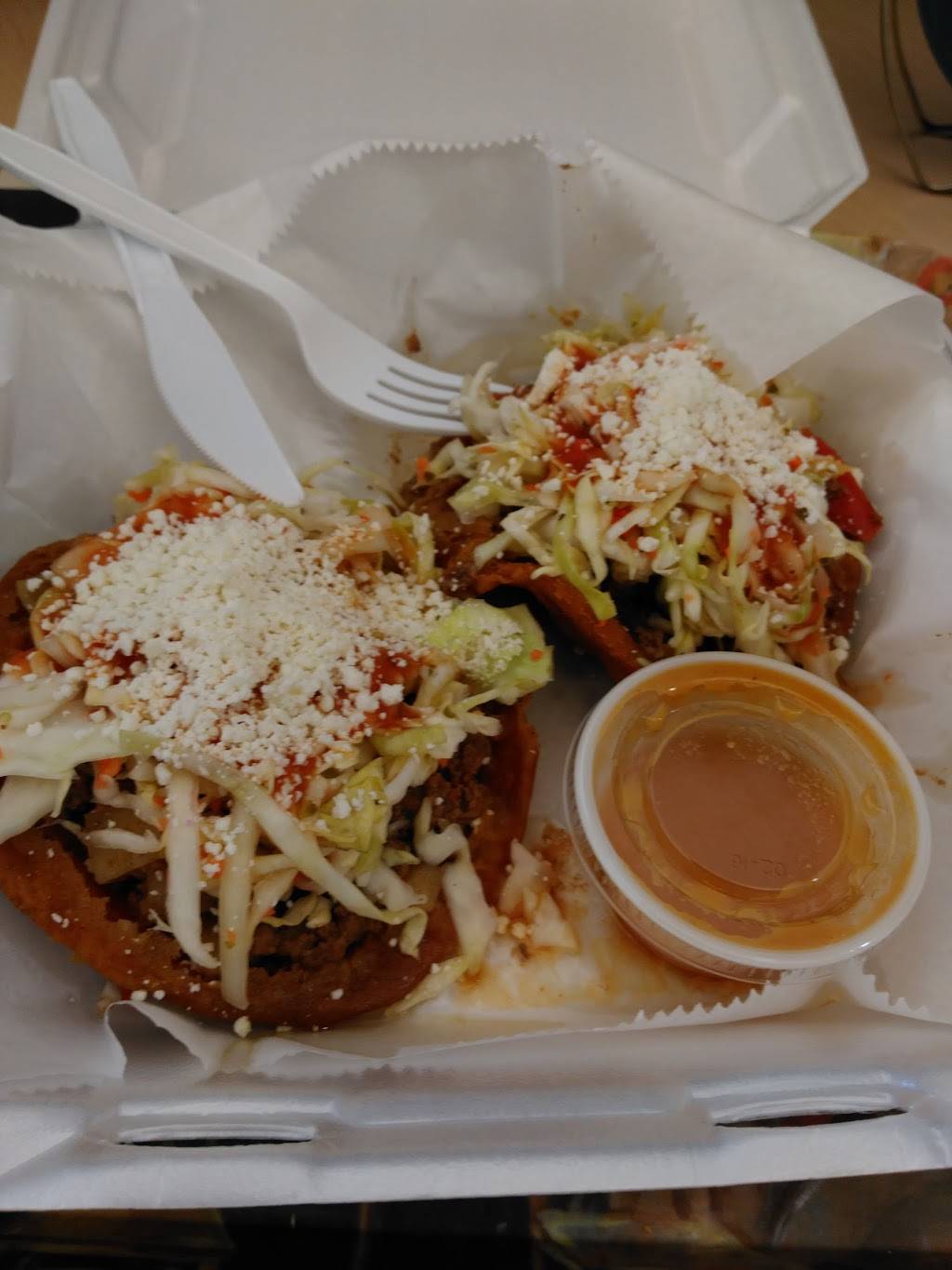 Restaurante El Tamarindo | restaurant | 7700 E Colfax Ave, Denver, CO 80220, USA | 3033205490 OR +1 303-320-5490