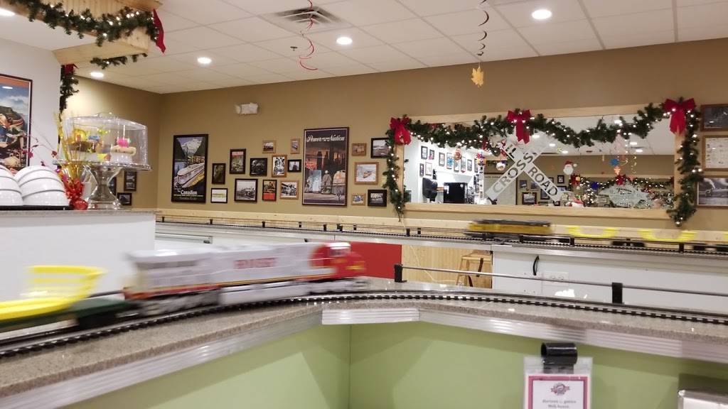 2Toots Train Whistle Grill | restaurant | 1567 N Aurora Rd #119, Naperville, IL 60563, USA | 6304535113 OR +1 630-453-5113