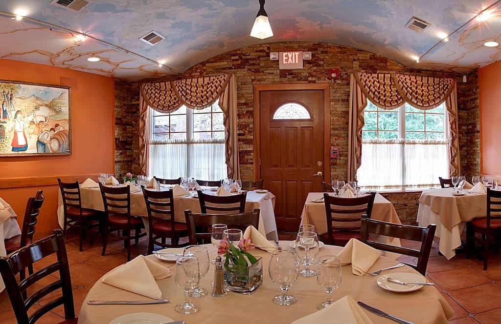 Pic-Nic | restaurant | 224 Grant Ave, East Newark, NJ 07029, USA | 9734813646 OR +1 973-481-3646