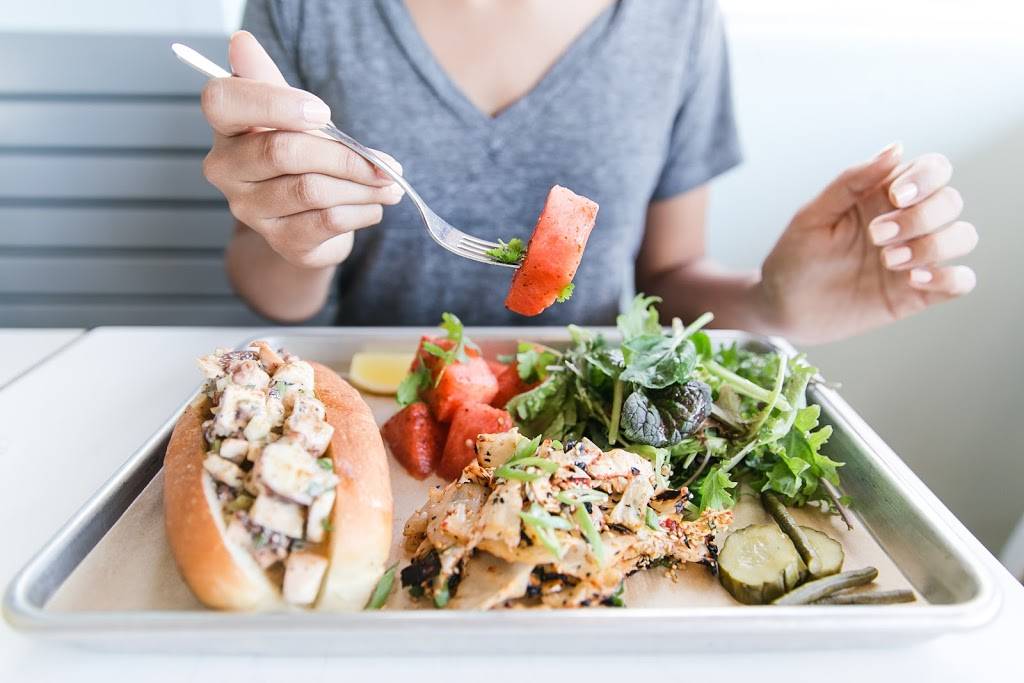 Kaimuki Superette | restaurant | 3458 Waialae Ave, Honolulu, HI 96816, USA | 8087347800 OR +1 808-734-7800