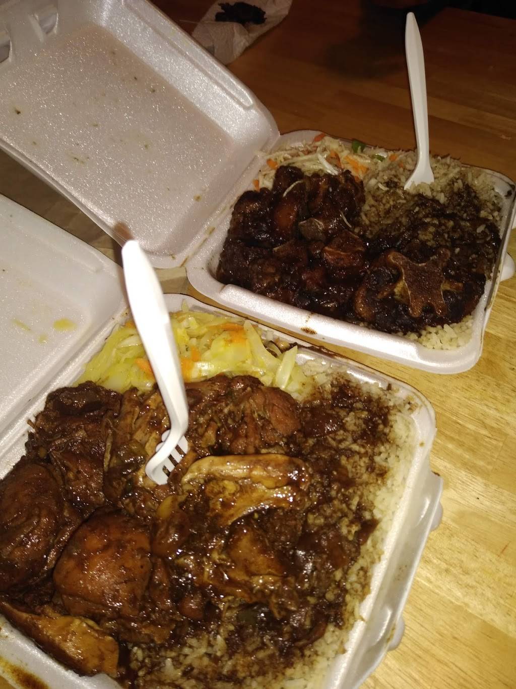 Benjies Jamaican Restaurant | restaurant | 1488 Albany Ave, Hartford, CT 06112, USA | 8602449974 OR +1 860-244-9974