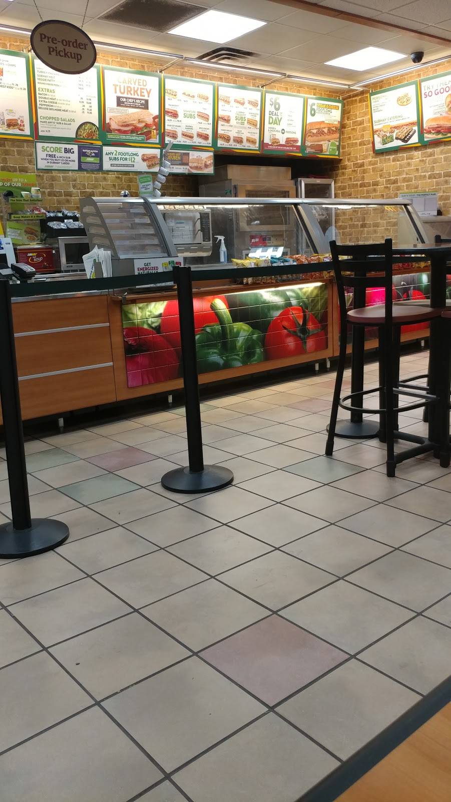 Subway Restaurants | restaurant | 2304 Sparrows Point Rd, Edgemere, MD 21219, USA | 4103880701 OR +1 410-388-0701