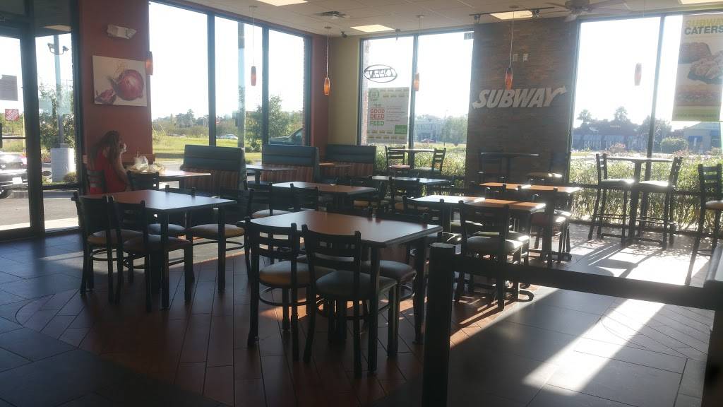 Subway | restaurant | 494 N Veterans Pkwy N, Moultrie, GA 31768, USA | 2299857827 OR +1 229-985-7827