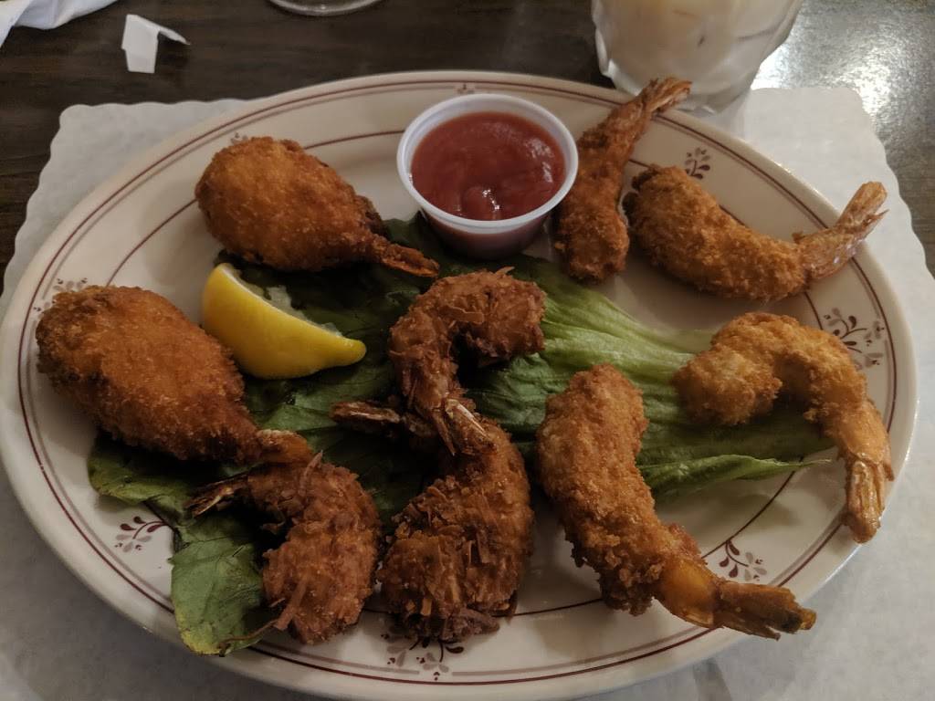 The Bridge Restaurant & Lounge | restaurant | 31 Locust St, Dubuque, IA 52001, USA | 5635577280 OR +1 563-557-7280