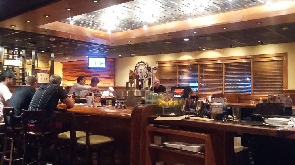 Outback Steakhouse | restaurant | 100 Southern Rd, Southern Pines, NC 28387, USA | 9106957000 OR +1 910-695-7000