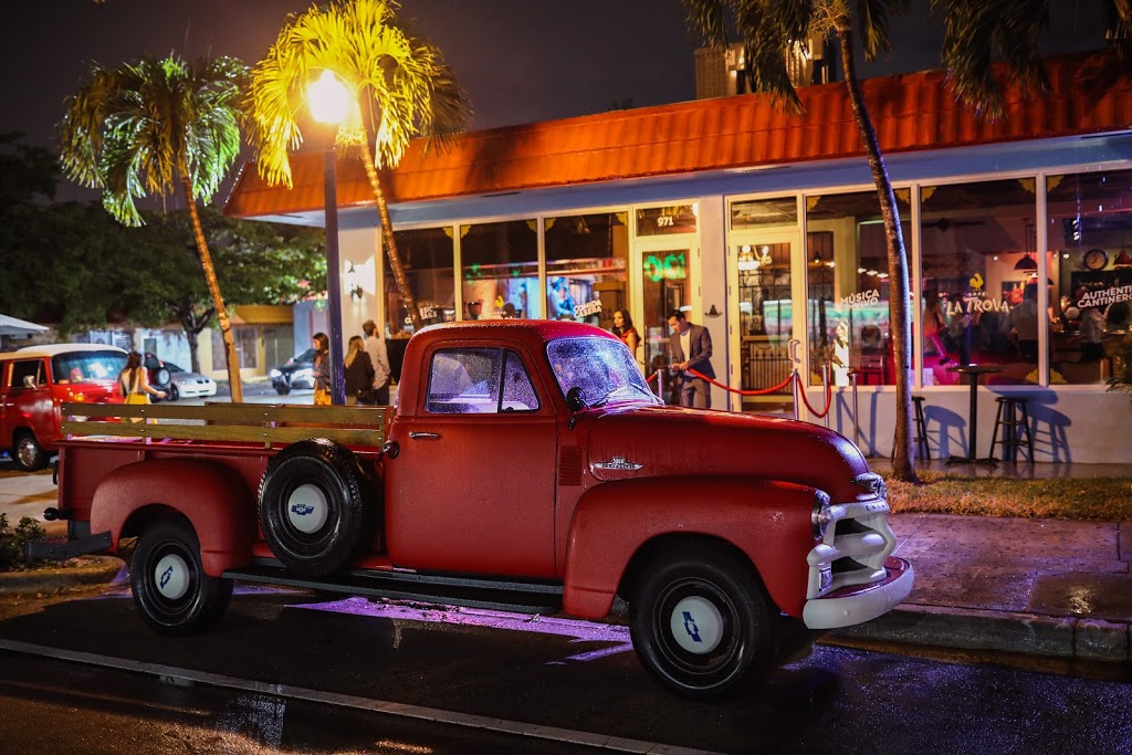 Cafe La Trova | restaurant | 971 SW 8th St, Miami, FL 33130, USA | 7866154379 OR +1 786-615-4379