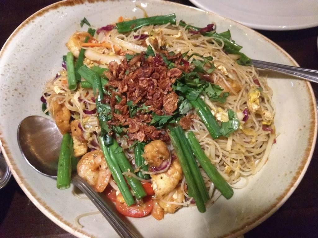 P.F. Changs | meal takeaway | 400 Throckmorton St, Fort Worth, TX 76102, USA | 8178402450 OR +1 817-840-2450