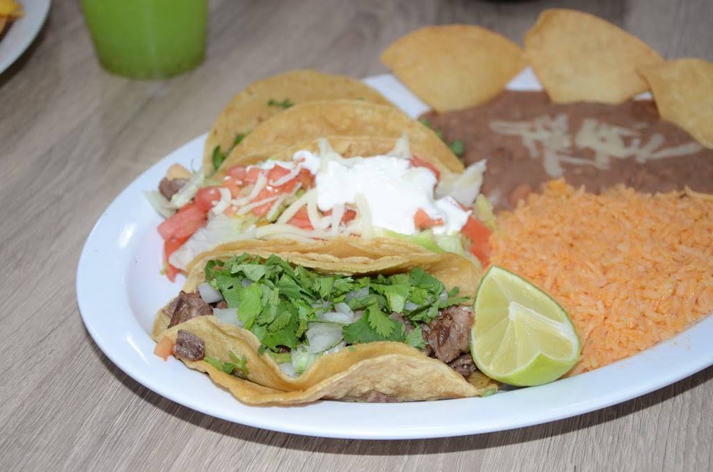 La Michoacana Del Valle | restaurant | 1250 E 9th St, Lockport, IL 60441, USA | 8155244188 OR +1 815-524-4188