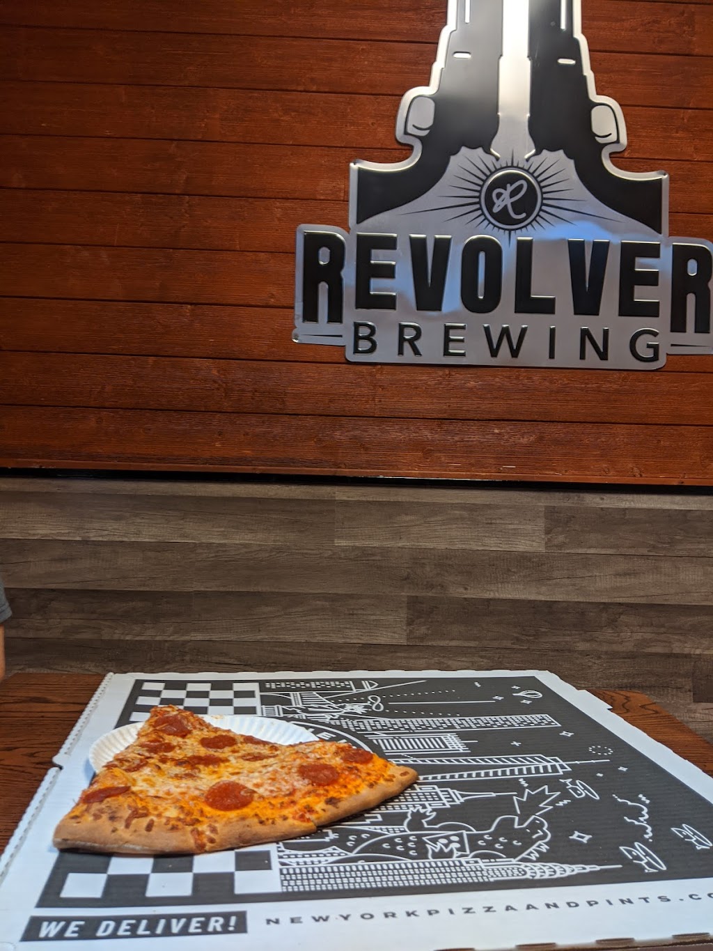 New York Pizza and Pints | restaurant | 2717 Cross Timbers Rd #410, Flower Mound, TX 75028, USA | 2142225741 OR +1 214-222-5741