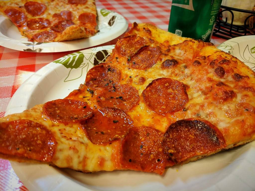 Goat Hill Pizza | restaurant | 170 W Portal Ave, San Francisco, CA 94127, USA | 4152424628 OR +1 415-242-4628