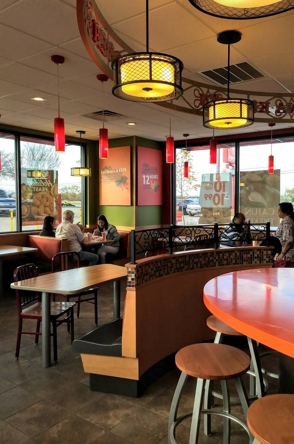 Popeyes Louisiana Kitchen | restaurant | 1436 Belt Line Rd, Garland, TX 75044, USA | 9725304611 OR +1 972-530-4611