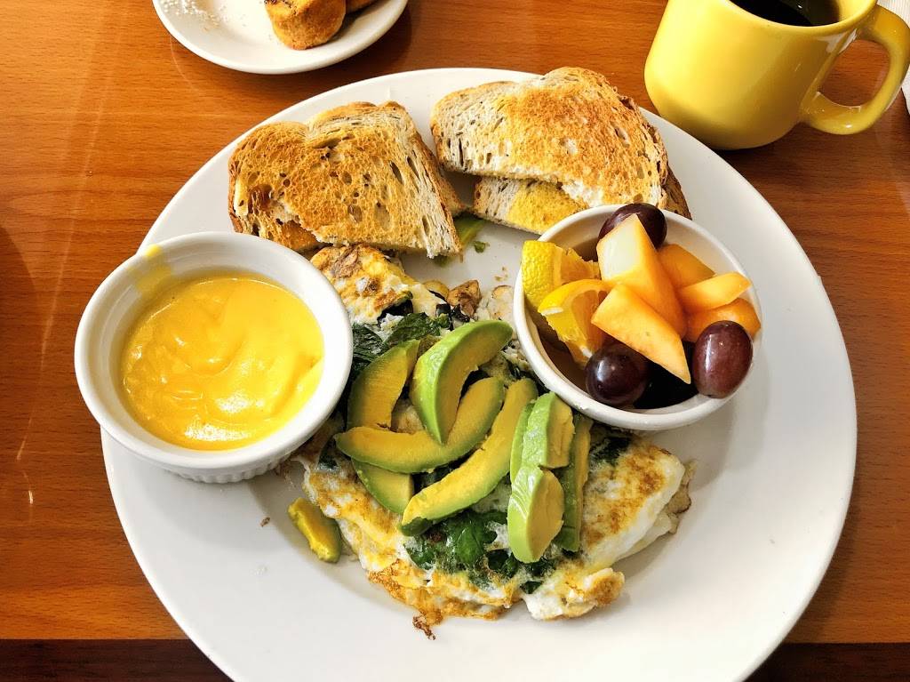 Tiffanys | restaurant | 35000 US Hwy 19 N, Palm Harbor, FL 34684, USA | 7277859530 OR +1 727-785-9530