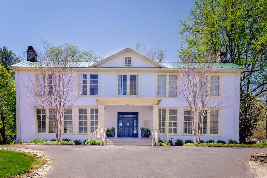 The Blue Door Kitchen and Inn | restaurant | 675 Zachary Taylor Hwy, Flint Hill, VA 22627, USA | 5406751700 OR +1 540-675-1700