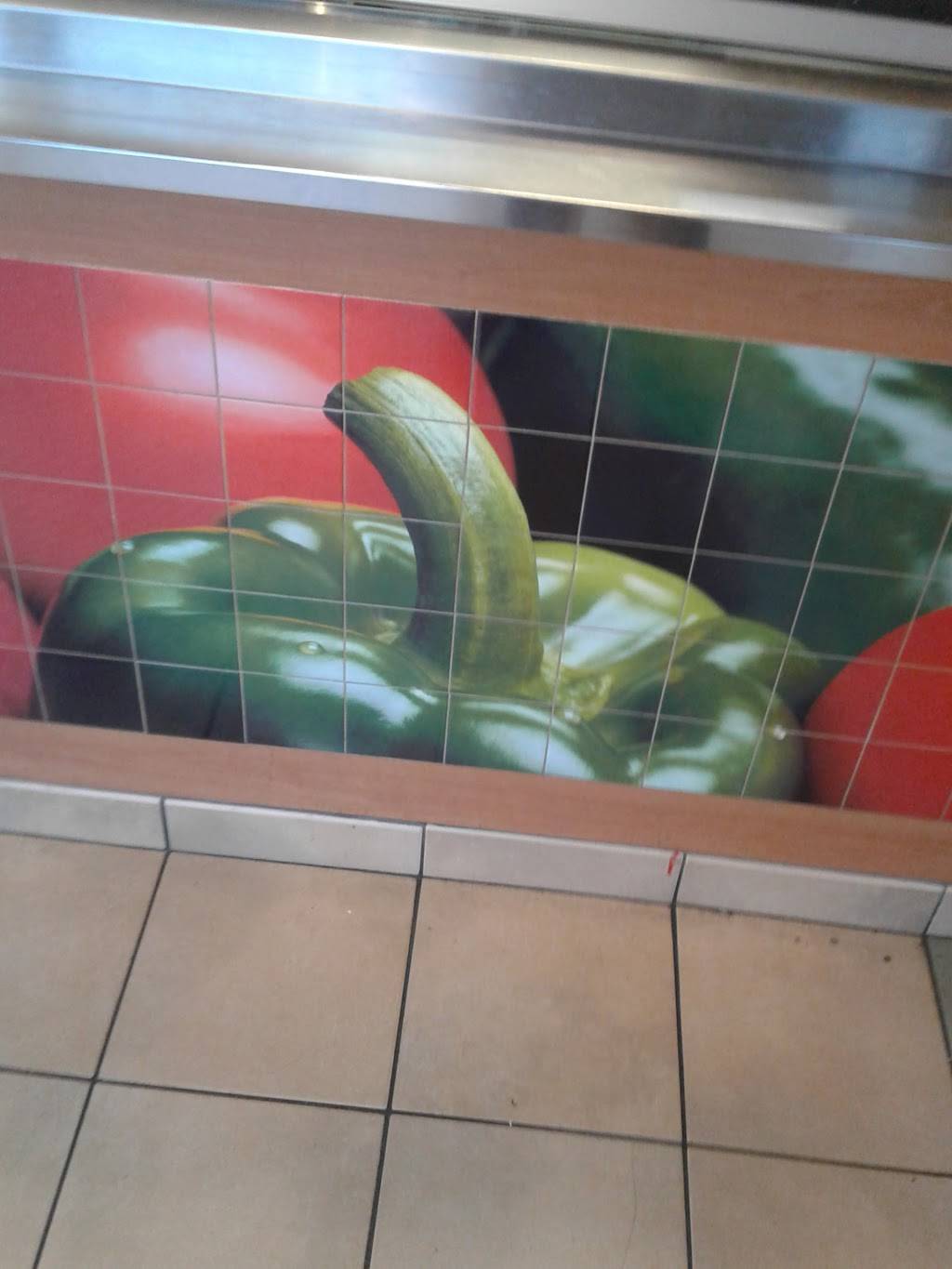 Subway Restaurants | restaurant | 11050 Prairie Ave Unit A, Inglewood, CA 90303, USA | 3104122720 OR +1 310-412-2720