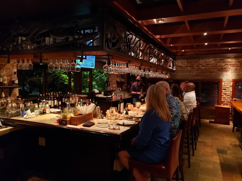 Back Alley Bar and Grill | restaurant | 10 N Broad St, Alpharetta, GA 30009, USA | 4704483878 OR +1 470-448-3878