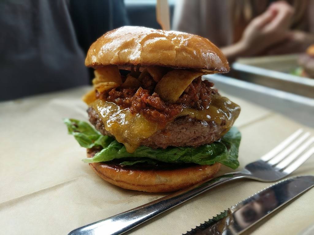 Hopdoddy Burger Bar | restaurant | 3030 El Camino Real, Tustin, CA 92782, USA | 7145052337 OR +1 714-505-2337