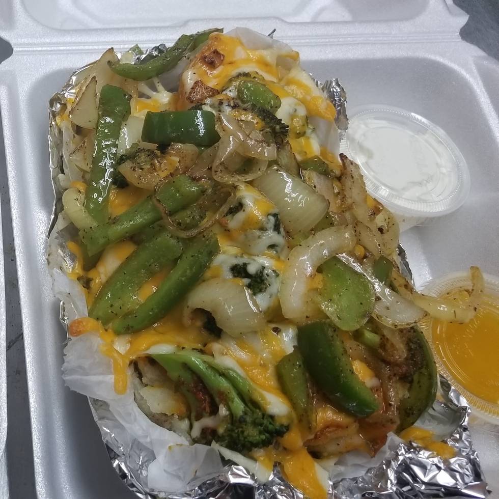 Gloria Annes Best Kept Secret | restaurant | 1932, 267 14th Ave, Newark, NJ 07103, USA | 8622377821 OR +1 862-237-7821