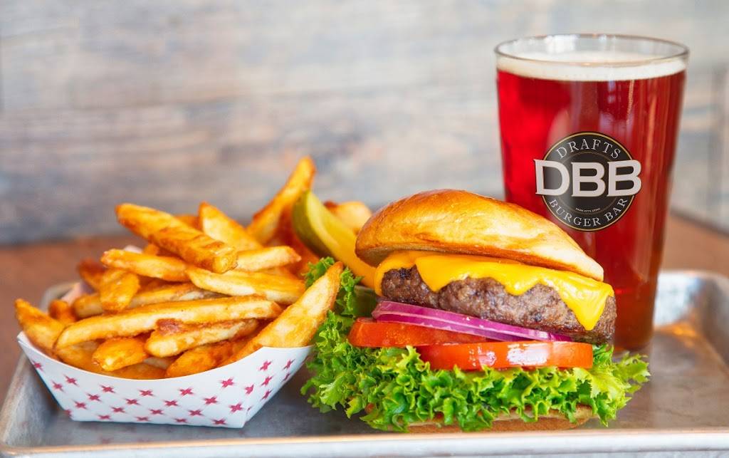 Drafts Burger Bar | restaurant | 240 River Rd, Gatlinburg, TN 37738, USA | 8654365161 OR +1 865-436-5161