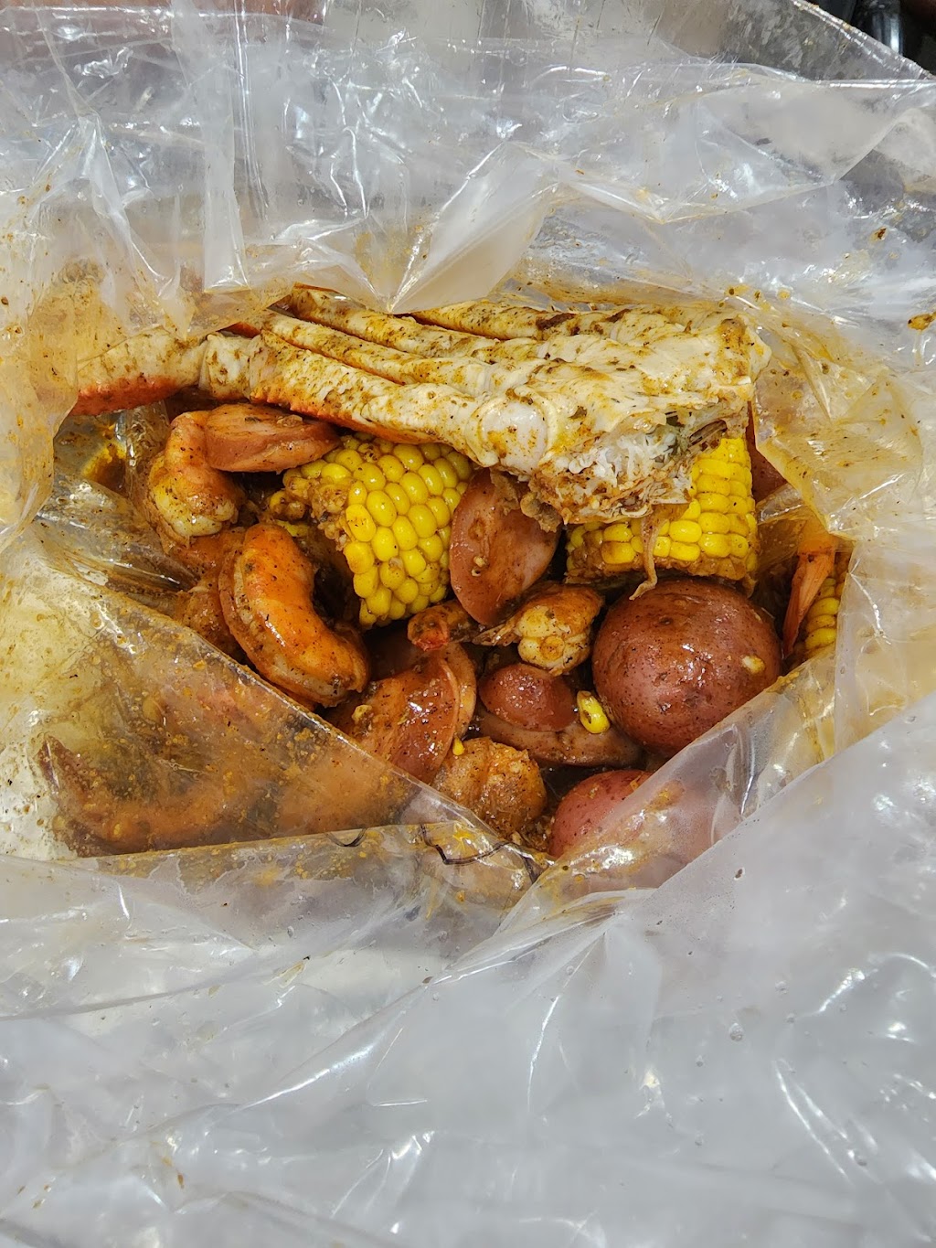 John seafood | restaurant | 6399 N 9th Ave, Pensacola, FL 32504, USA | 8503325888 OR +1 850-332-5888