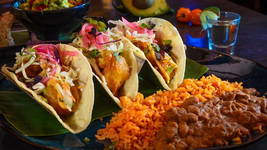 Hussongs Mexican Cantina - Mandalay Place | restaurant | 3930 Las Vegas Blvd S Suite 121B, Las Vegas, NV 89119, USA | 7026326450 OR +1 702-632-6450