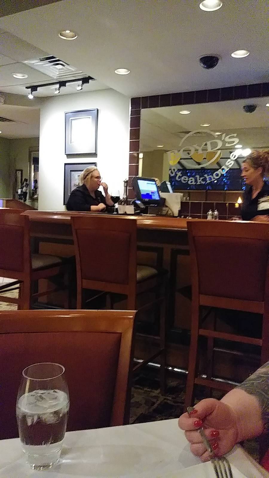 Boyds Steakhouse | restaurant | 21 Blackjack Blvd, East Peoria, IL 61611, USA | 3096997711 OR +1 309-699-7711