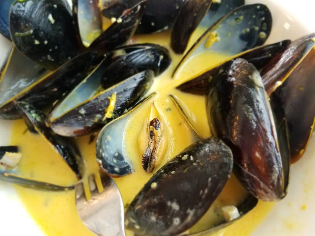 Cafe Grace | cafe | 11200 W Burleigh St, Wauwatosa, WI 53222, USA | 4148376310 OR +1 414-837-6310