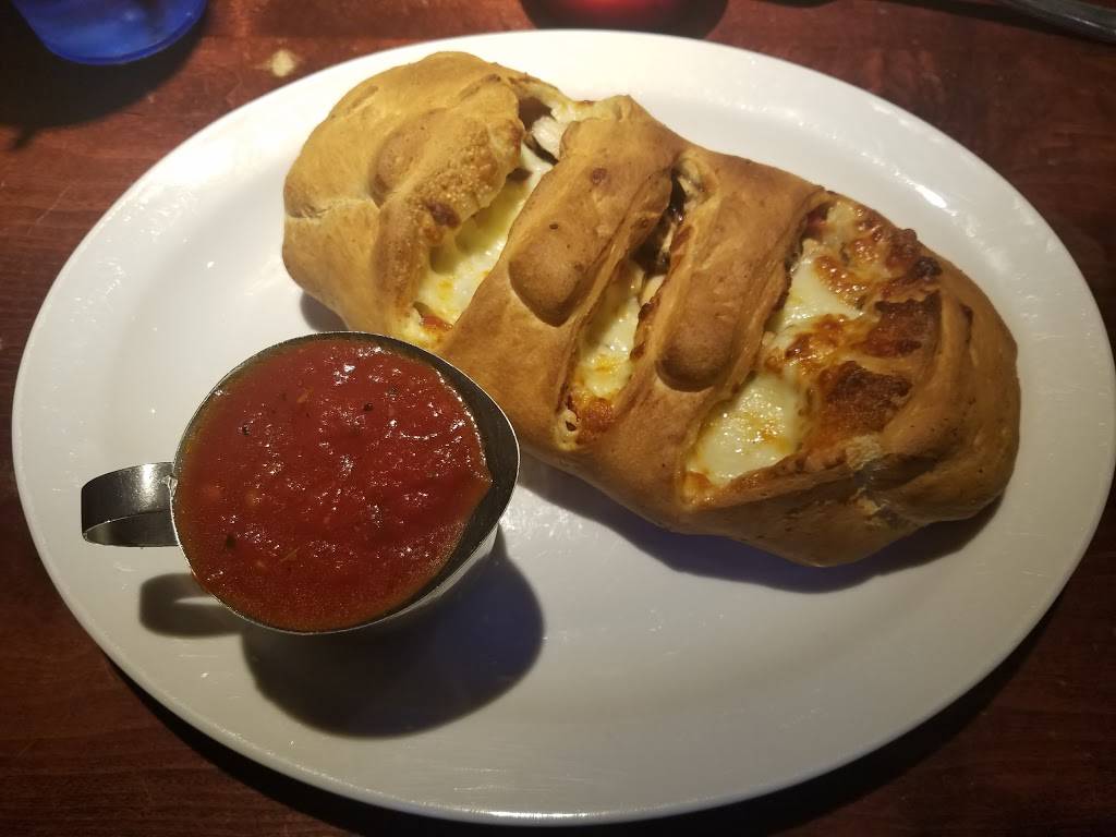 Willows Pizza & Restaurant | restaurant | 740 Broadway, South Portland, ME 04106, USA | 2077997511 OR +1 207-799-7511