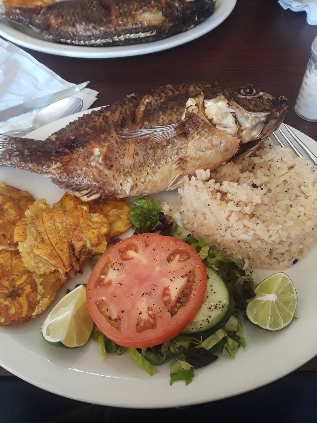 Paonde Joche | restaurant | 545 Main St, Paterson, NJ 07503, USA | 8622579523 OR +1 862-257-9523