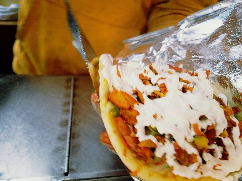 Halal R Us | restaurant | 90 Warren St, Newark, NJ 07102, USA | 3476562437 OR +1 347-656-2437