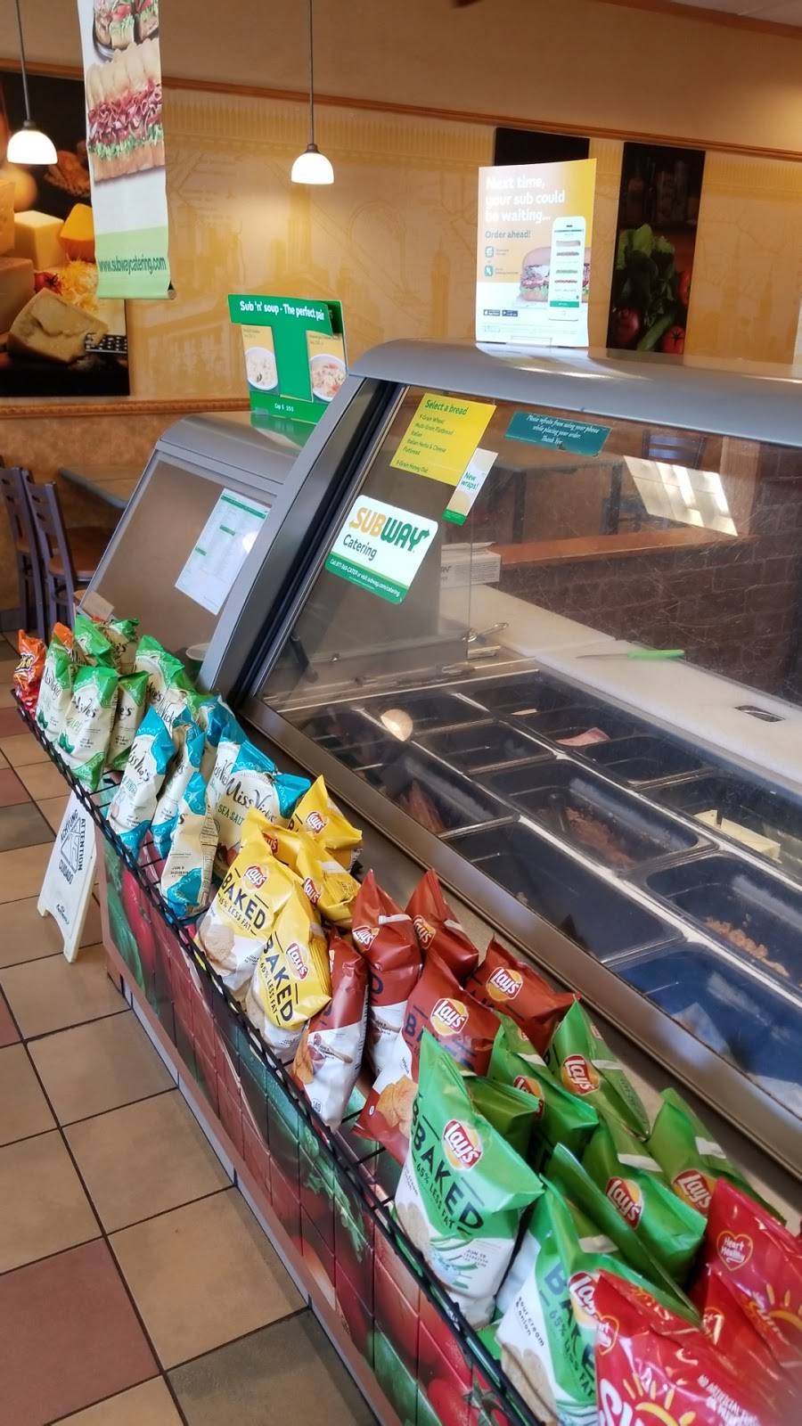 Subway | meal takeaway | 9954 Lake Forest Blvd Suite 8, New Orleans, LA 70127, USA | 5042454155 OR +1 504-245-4155