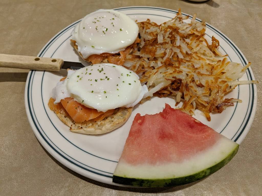 Benedicts Restaurant | restaurant | 8181 E Arapahoe Rd, Greenwood Village, CO 80112, USA | 7205299797 OR +1 720-529-9797