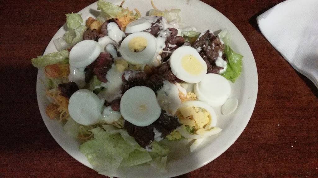 Booties Main Tap | restaurant | 411 Main St, Pecatonica, IL 61063, USA | 8152392126 OR +1 815-239-2126