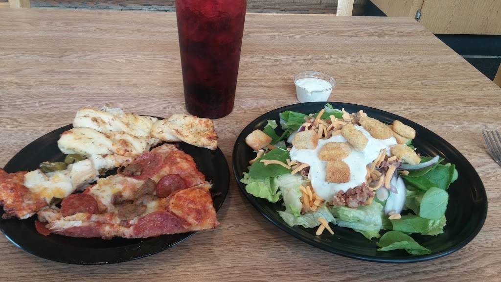 Round Table Pizza | meal delivery | 1304 W Hillsdale Blvd, San Mateo, CA 94403, USA | 6505735858 OR +1 650-573-5858