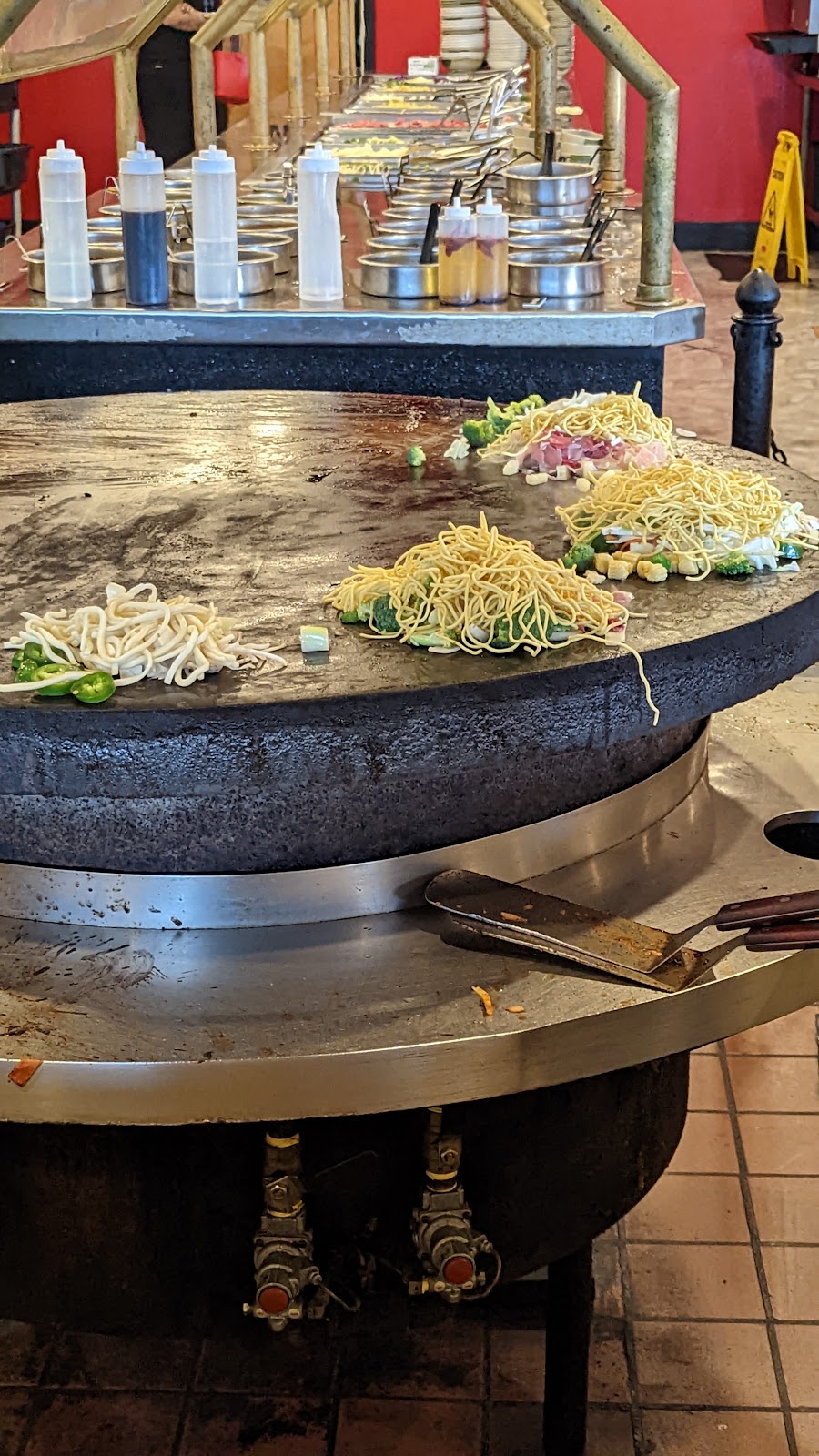 Happy Dragon Mongolian BBQ | restaurant | 975 Medford Center, Medford, OR 97504, USA | 5412825490 OR +1 541-282-5490