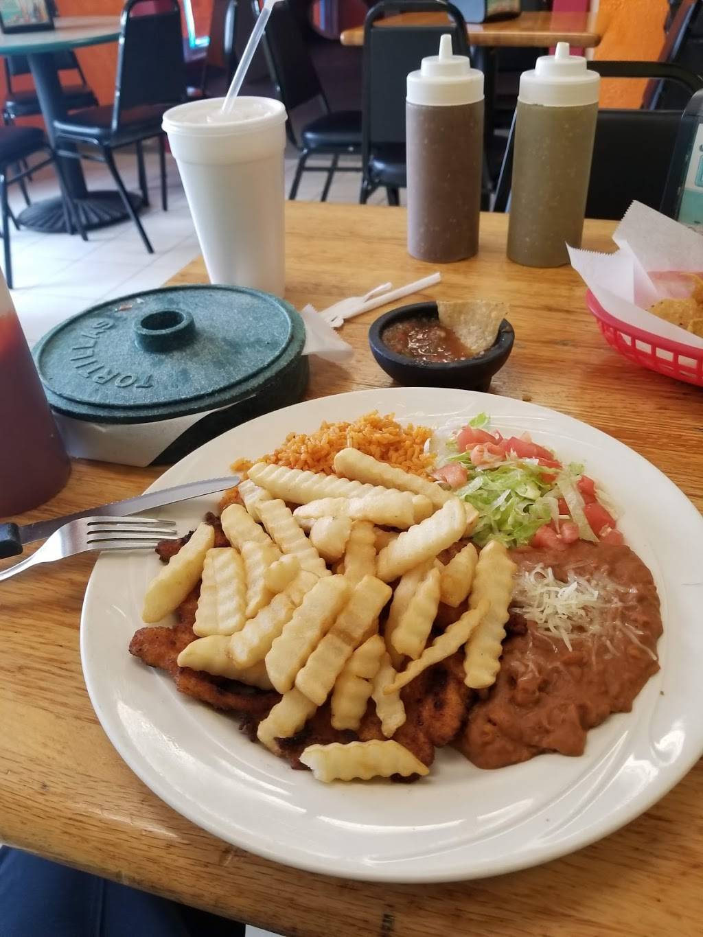 Mariachis Tacos | restaurant | 1936 E Touhy Ave, Des Plaines, IL 60018, USA | 8478135134 OR +1 847-813-5134