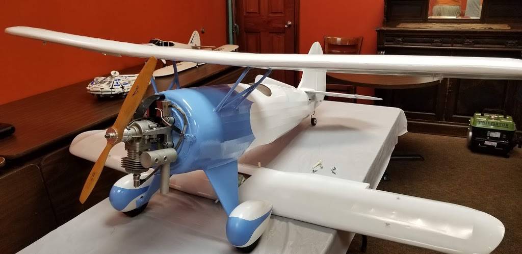 Youngs Restaurant & Ice Creamery | restaurant | 206 Meramec Station Rd, Valley Park, MO 63088, USA | 6362256677 OR +1 636-225-6677