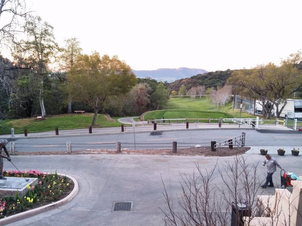 DeBell Golf Club | restaurant | 1500 E Walnut Ave, Burbank, CA 91501, USA | 8188450022 OR +1 818-845-0022