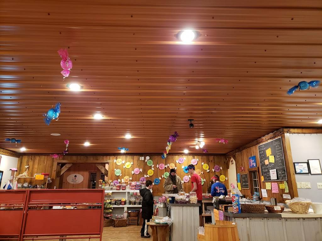 Sweet Treats & More, LLC & Rachel’s Soft Pretzels | restaurant | 72 N Market St, Elizabethville, PA 17023, USA | 7178822152 OR +1 717-882-2152