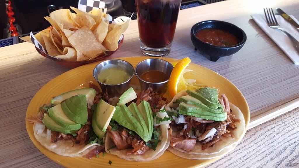 Puesta Del Sol | restaurant | 1622 S Gaffey St, San Pedro, CA 90731, USA | 3108339765 OR +1 310-833-9765