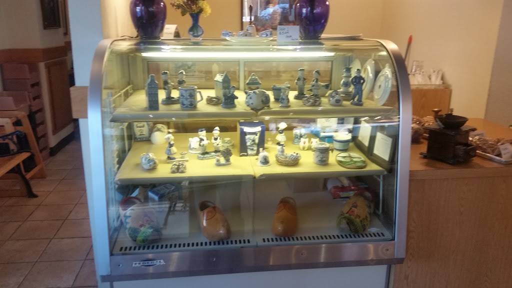 Pannekoeken Huis | restaurant | 4995 Excelsior Blvd, St Louis Park, MN 55416, USA | 9529202120 OR +1 952-920-2120