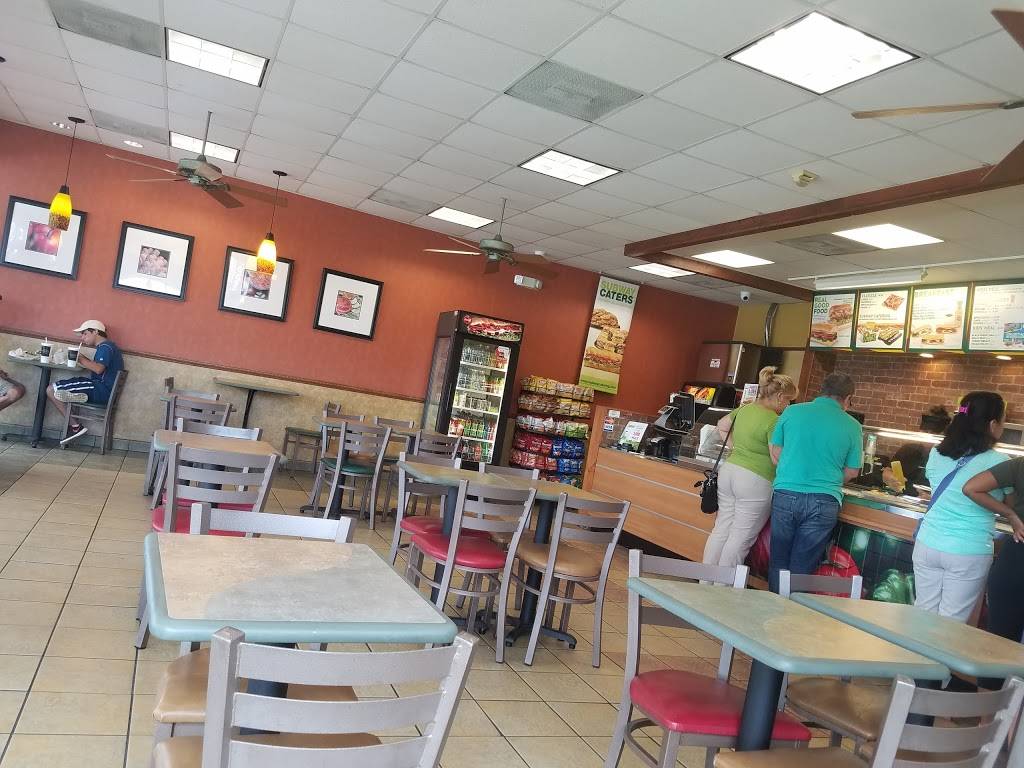 Subway Restaurants | restaurant | 11317 W Flagler St, Miami, FL 33174, USA | 3052204546 OR +1 305-220-4546
