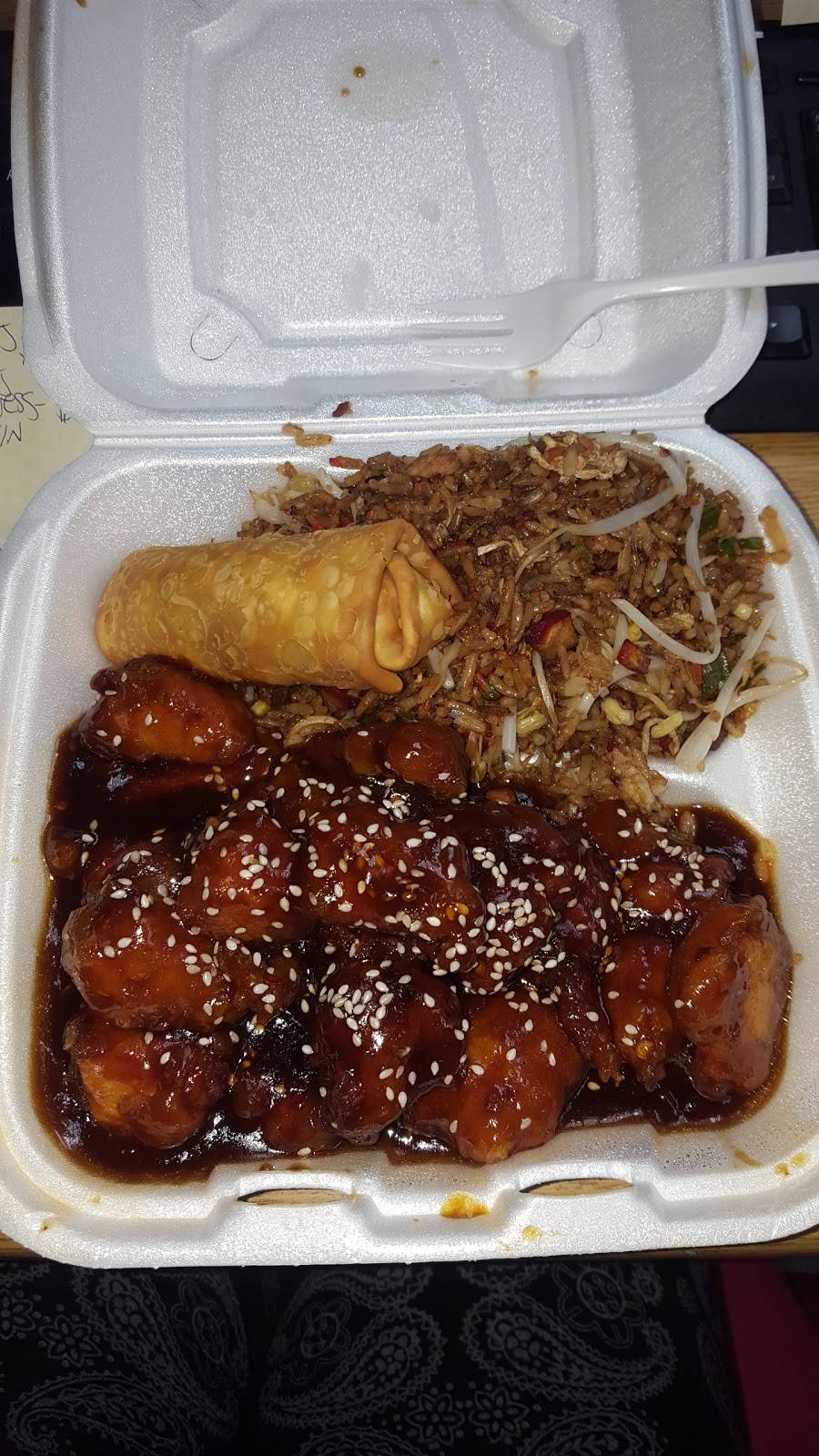 Ho Ho Village | restaurant | 5821 Vernor Hwy, Detroit, MI 48209, USA | 3138411580 OR +1 313-841-1580