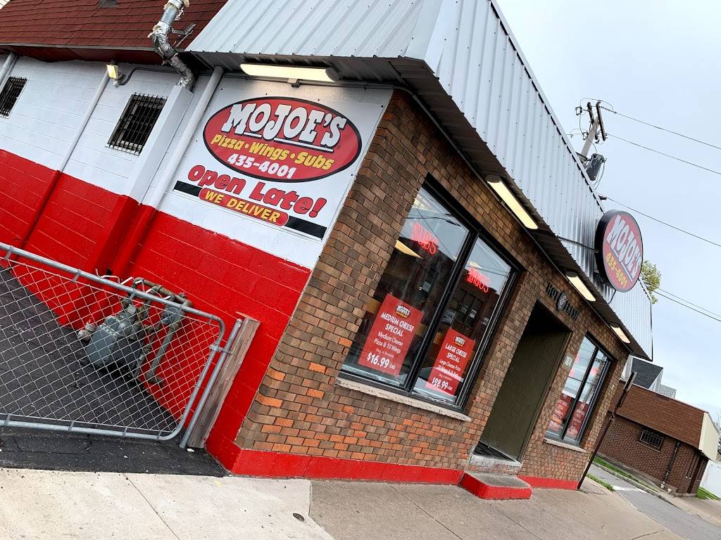 MOJOEs Pizza | restaurant | 1074 Lyell Ave, Rochester, NY 14606, USA | 5854354001 OR +1 585-435-4001