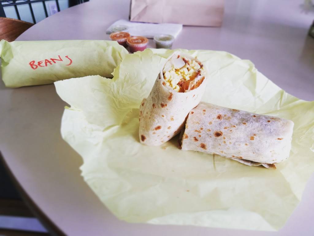 Hilbertos Mexican Food | restaurant | 4306 W Olive Ave, Glendale, AZ 85302, USA | 6238471090 OR +1 623-847-1090