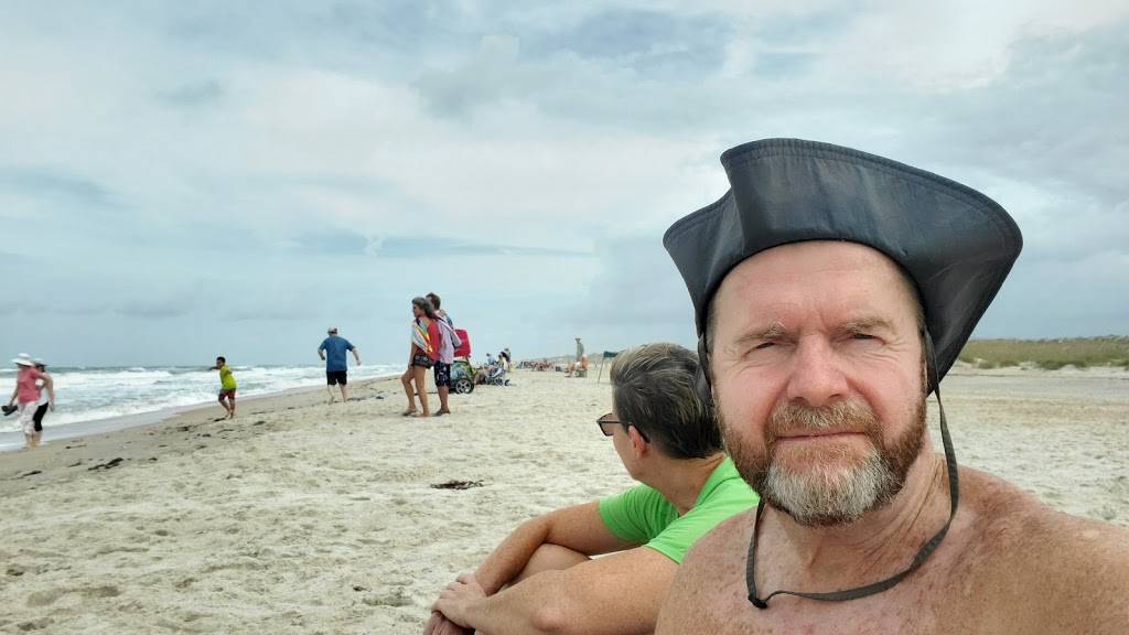 Island Beach Shop and Grill | restaurant | 1340 Florida A1A, St. Augustine, FL 32080, USA | 9044619322 OR +1 904-461-9322