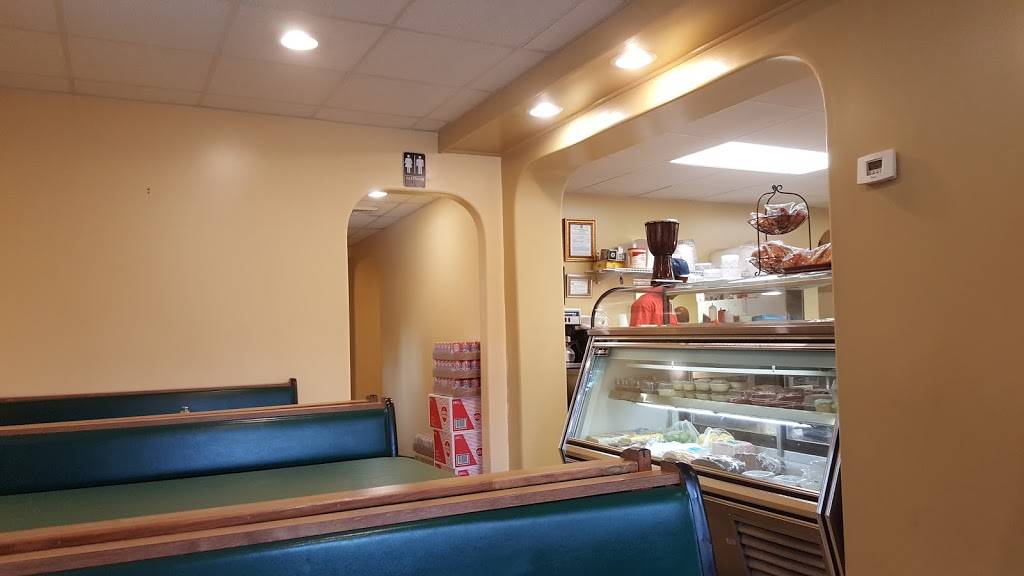 Sabor Latino Restaurant | restaurant | 872 Meadow St, Chicopee, MA 01013, USA | 4133312806 OR +1 413-331-2806