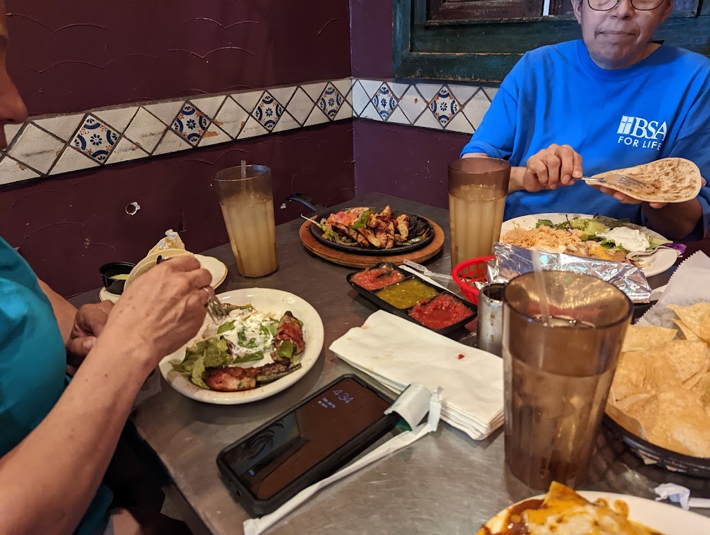 Lupitas Mexican Food | restaurant | 1901-1909 SE 11th Ave, Amarillo, TX 79102, USA | 8063507298 OR +1 806-350-7298